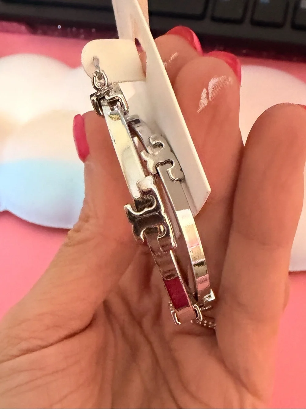 Tory Burch Serif-T Hoop Earrings - NEW